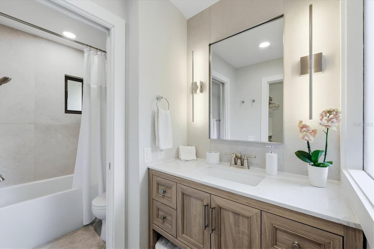 120 WOODLAND PLACE — photo 19 of 65