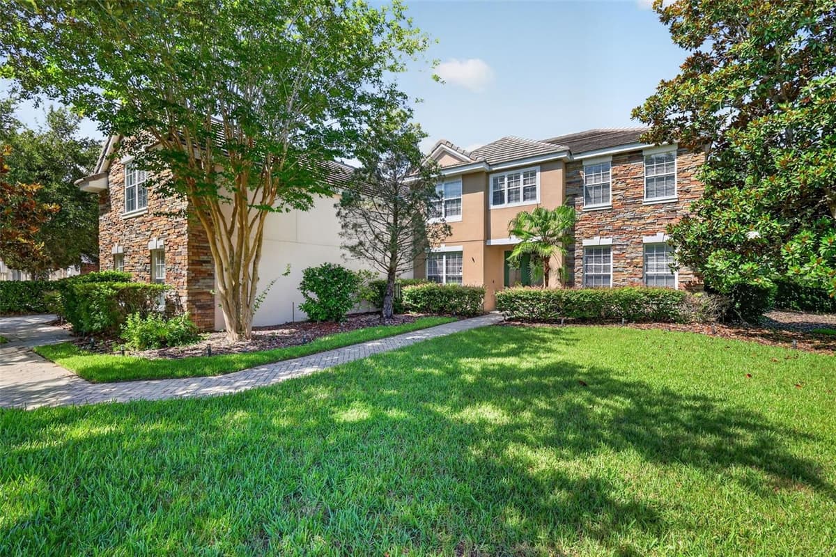 3000 ISOLA BELLA BOULEVARD — photo 1 of 80