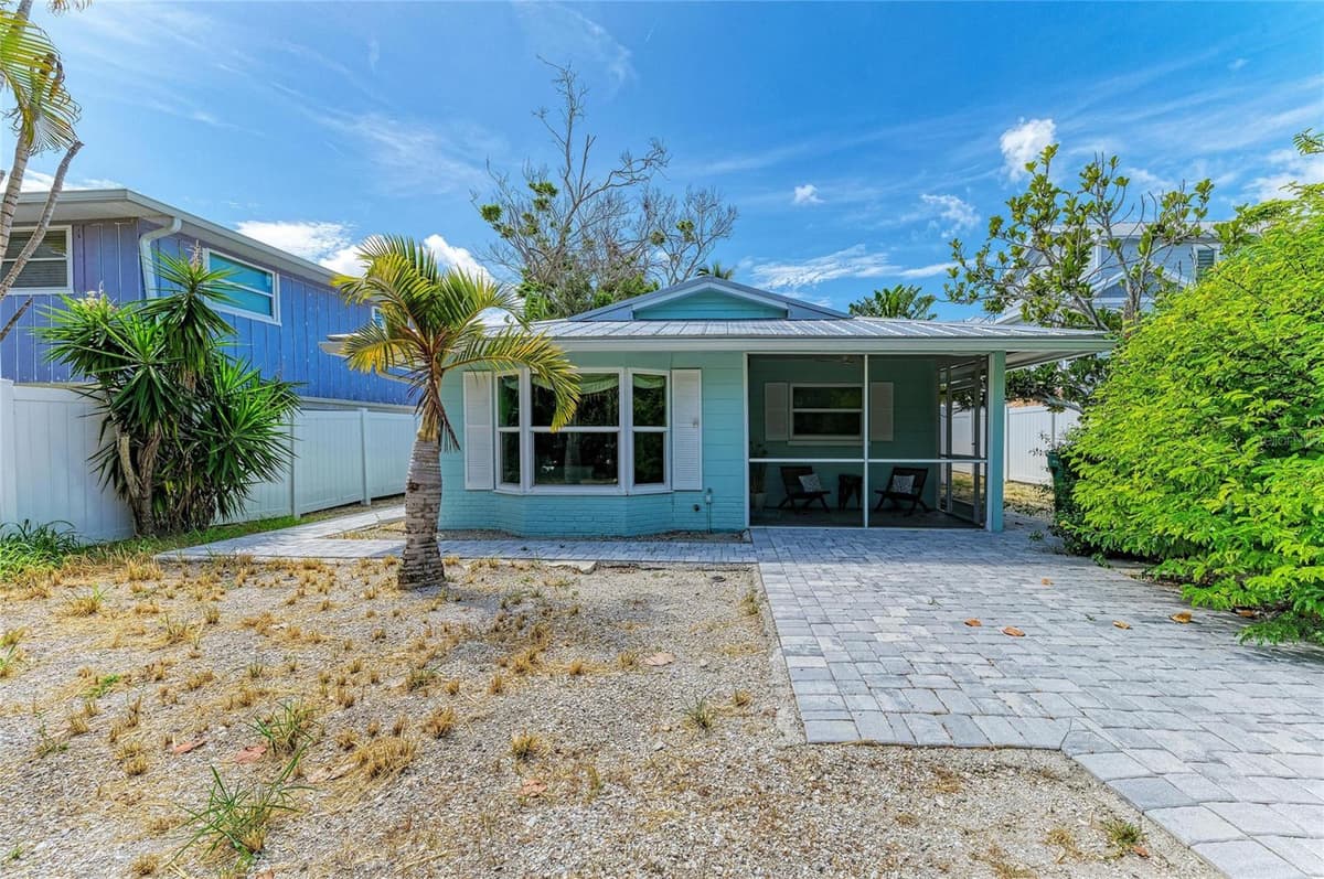 580 LINLEY STREET — photo 1 of 90
