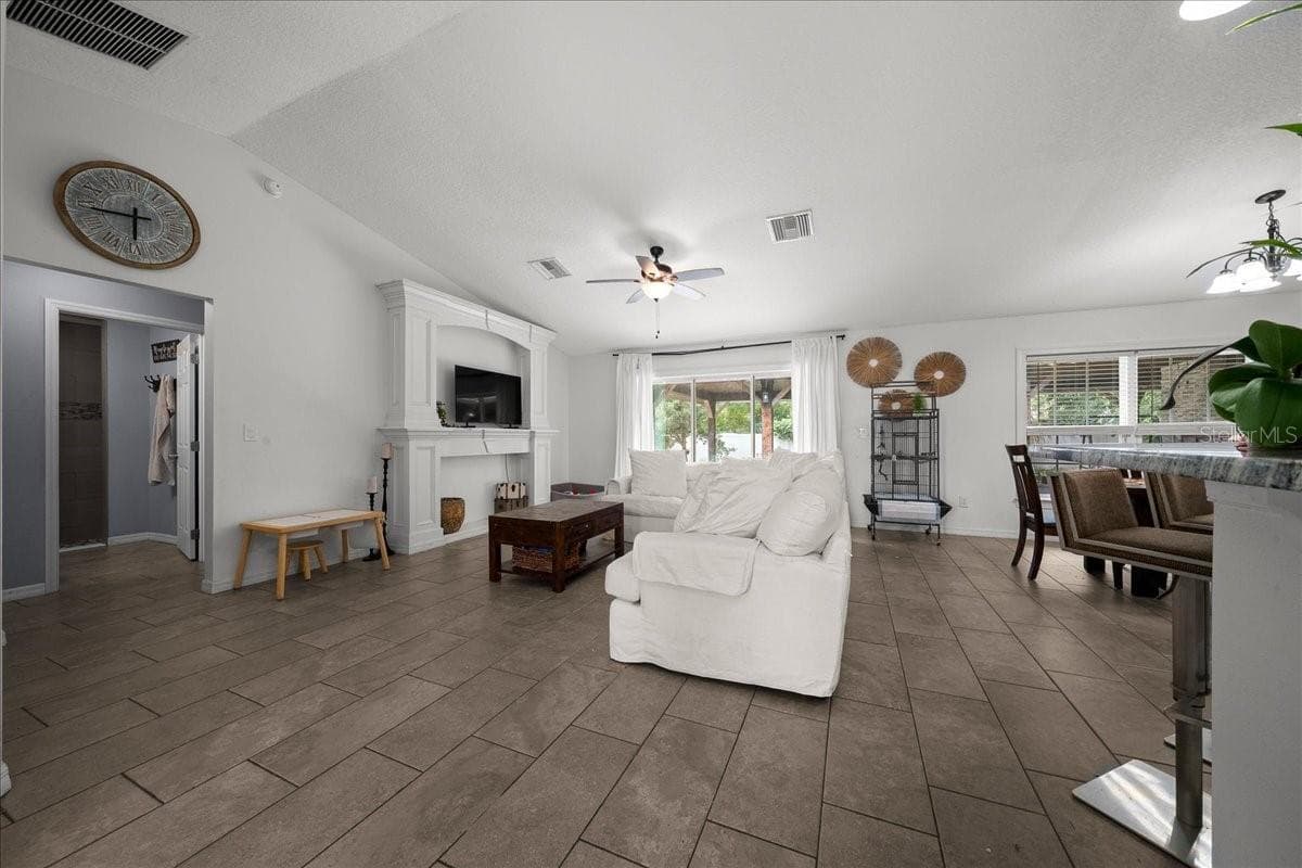 60 OWENS STREET — photo 11 of 62