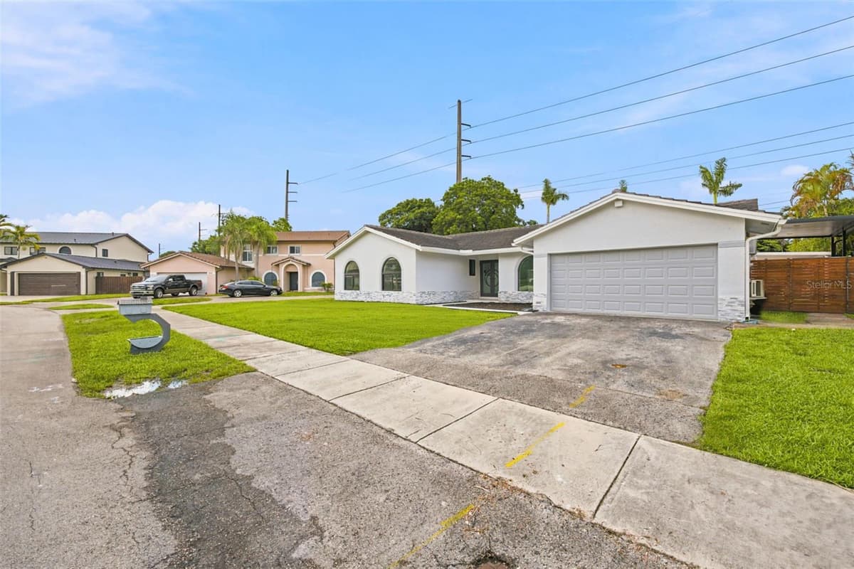 14460 151 TERRACE — photo 4 of 84