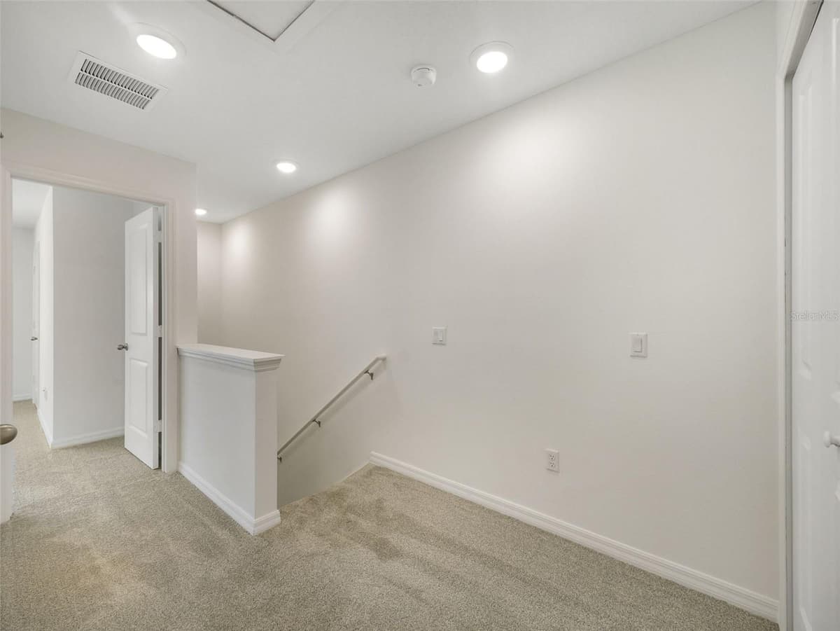 1649 GREENLEAF WOOD COVE — photo 17 of 23