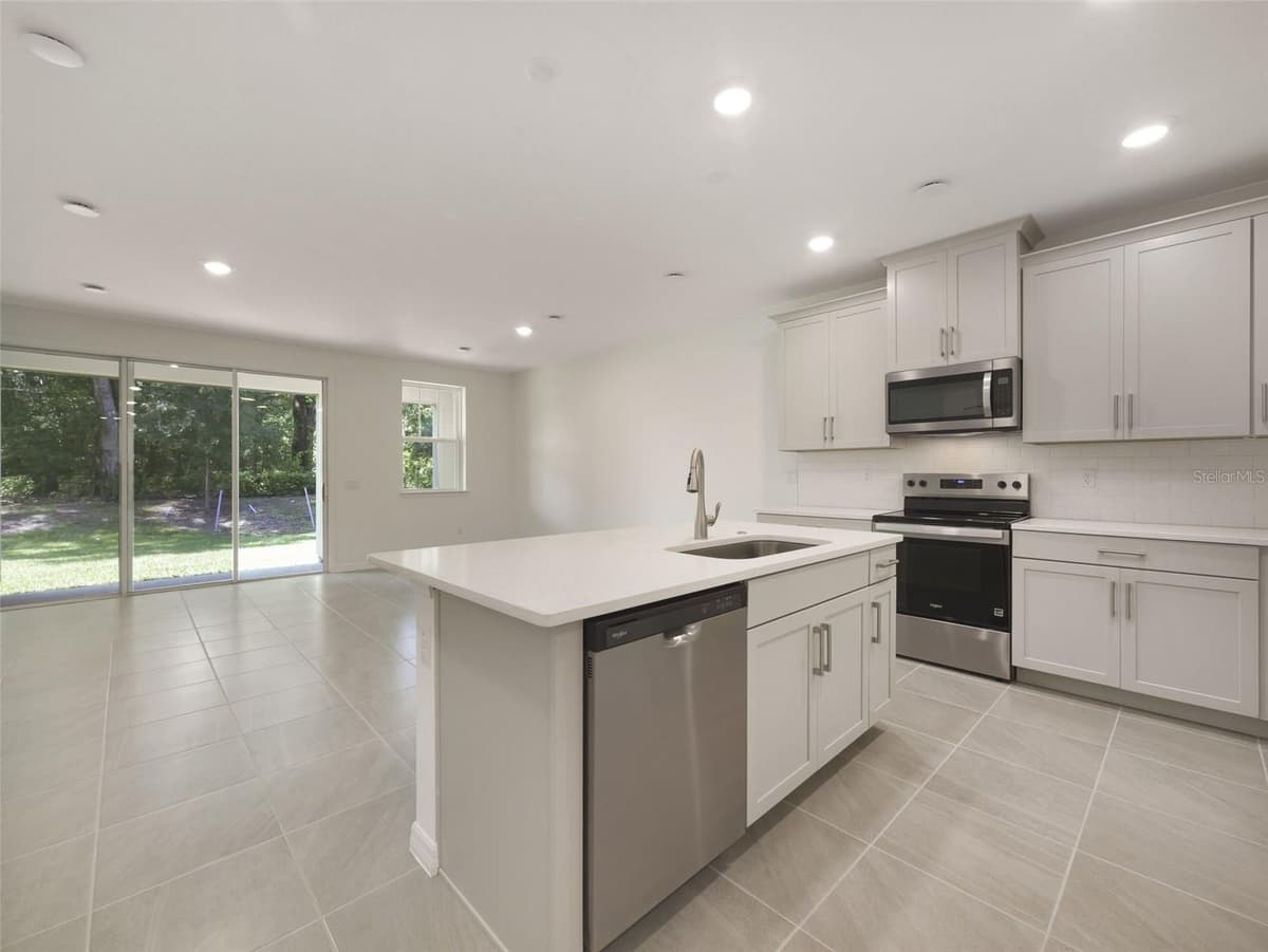 1649 GREENLEAF WOOD COVE — photo 3 of 23