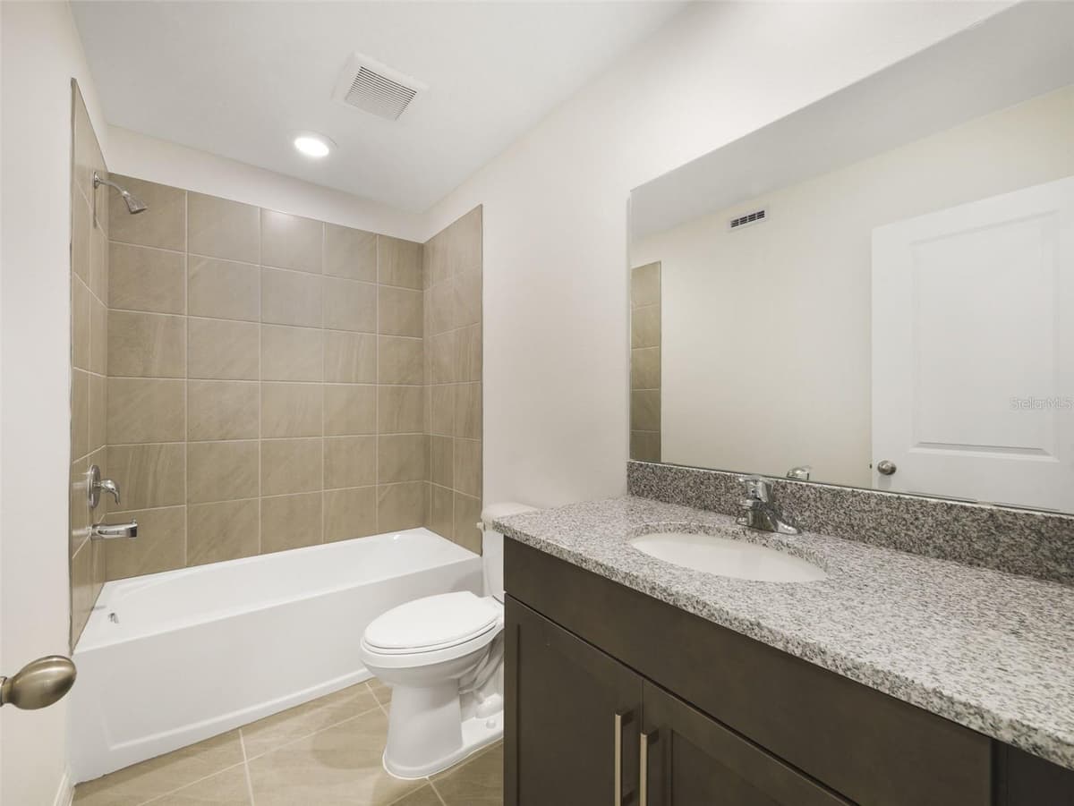 1649 GREENLEAF WOOD COVE — photo 11 of 23