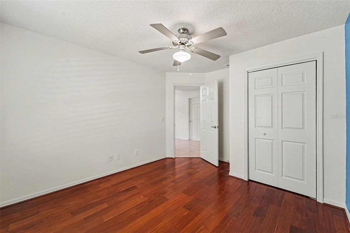 3805 E KIWI COVE CT — photo 19 of 27