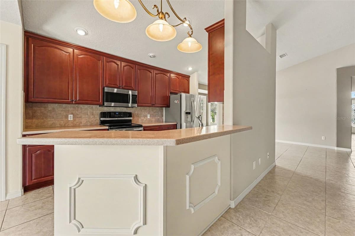 3805 E KIWI COVE CT — photo 7 of 27