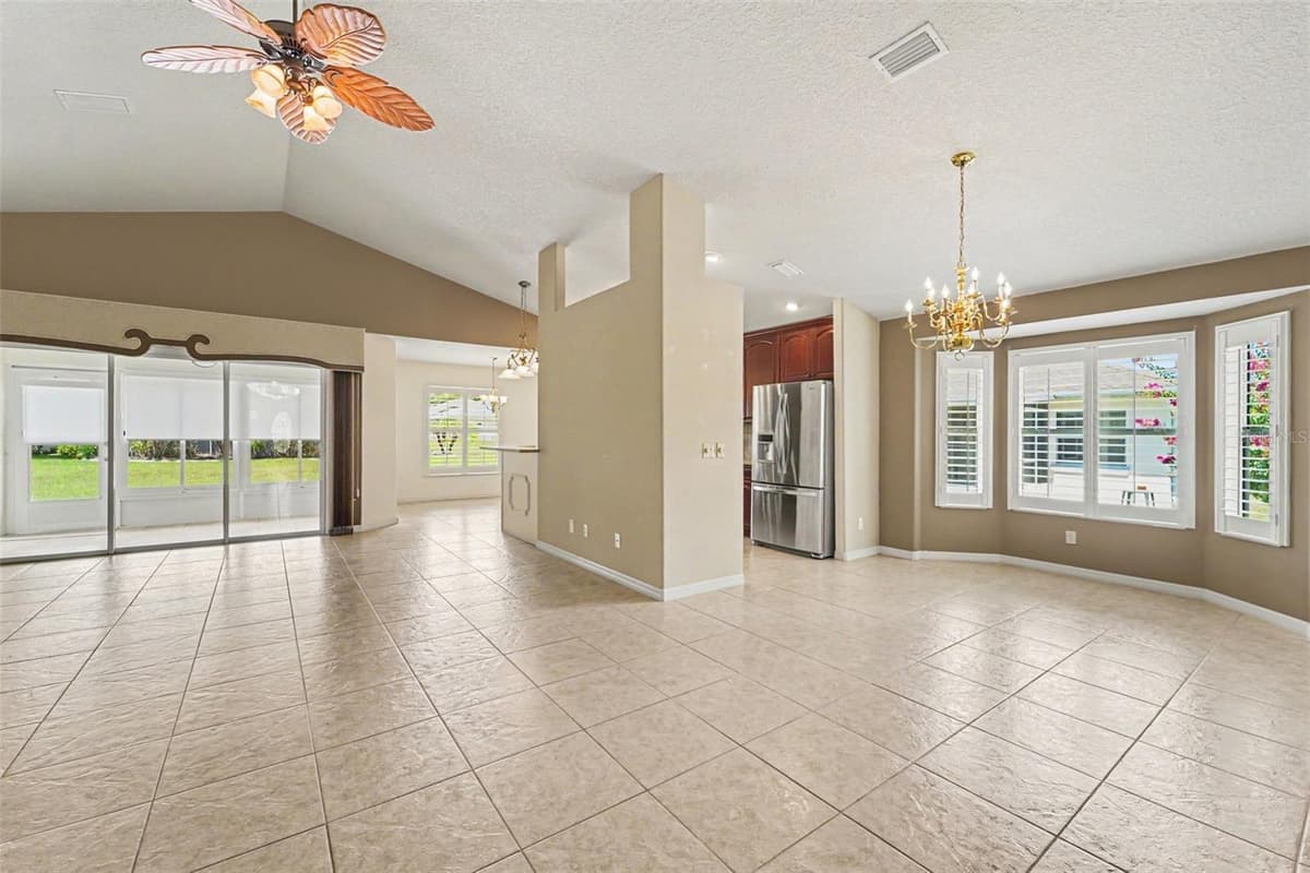 3805 E KIWI COVE CT — photo 3 of 27