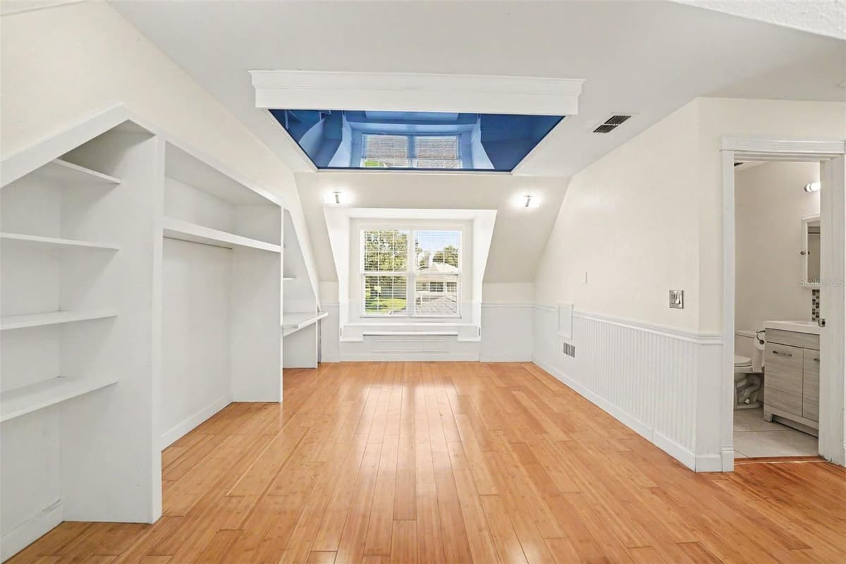 100 SYLVANA COURT — photo 18 of 29
