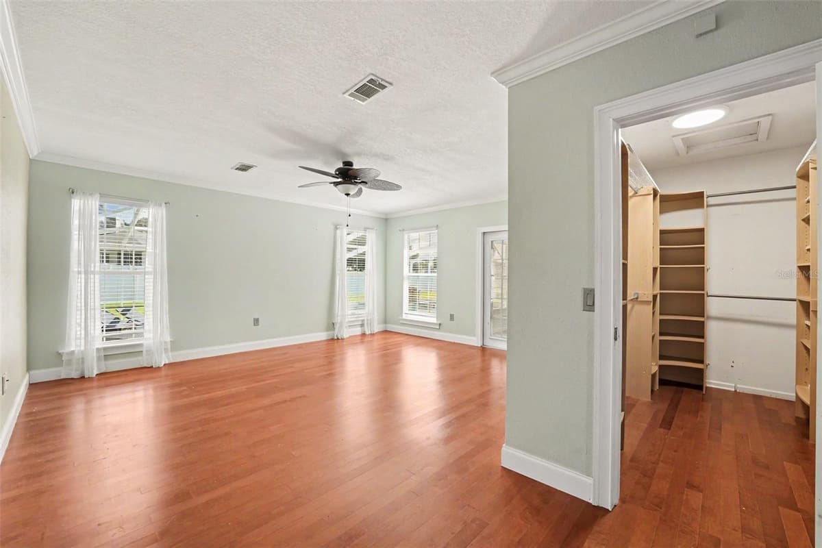 100 SYLVANA COURT — photo 12 of 29