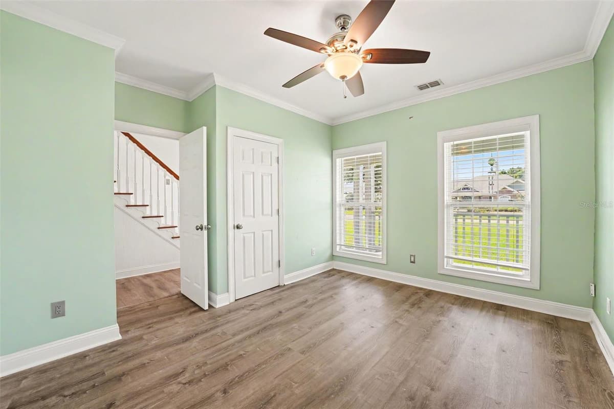 100 SYLVANA COURT — photo 13 of 29