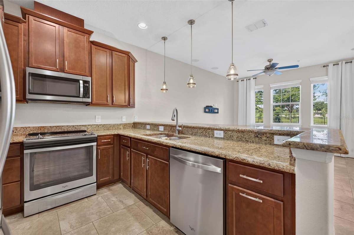 457 GEE HAMMOCK LANE — photo 10 of 23