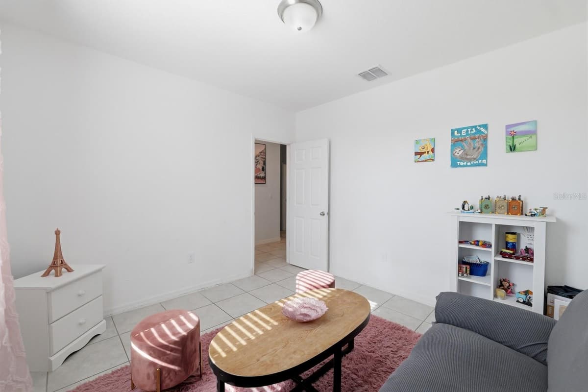 1036 KOBUK STREET — photo 16 of 41