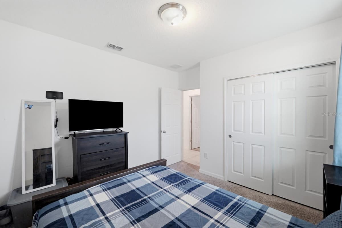 1036 KOBUK STREET — photo 19 of 41
