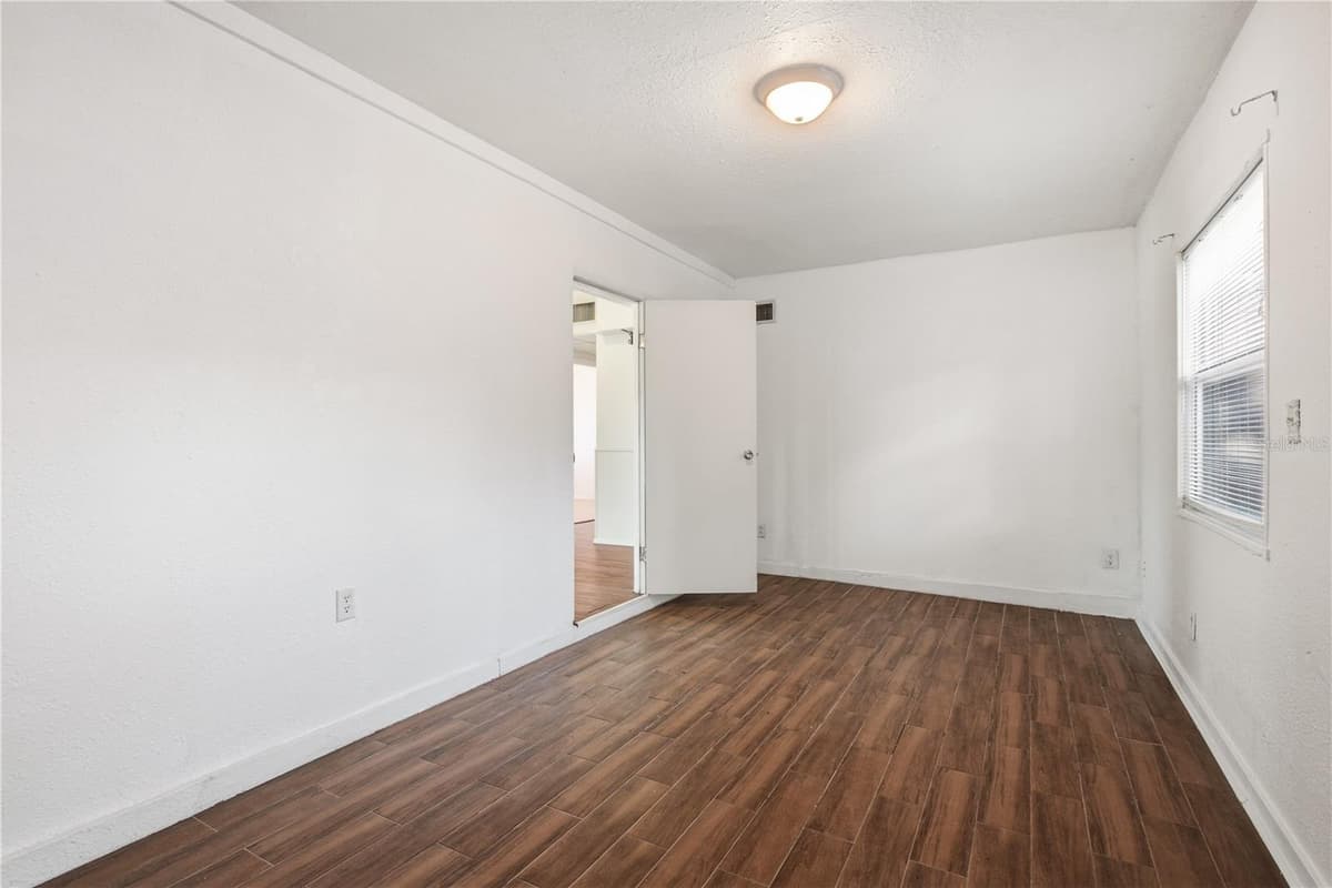 536 PATRICIA AVENUE — photo 37 of 50