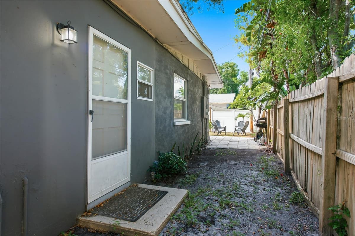 536 PATRICIA AVENUE — photo 46 of 50