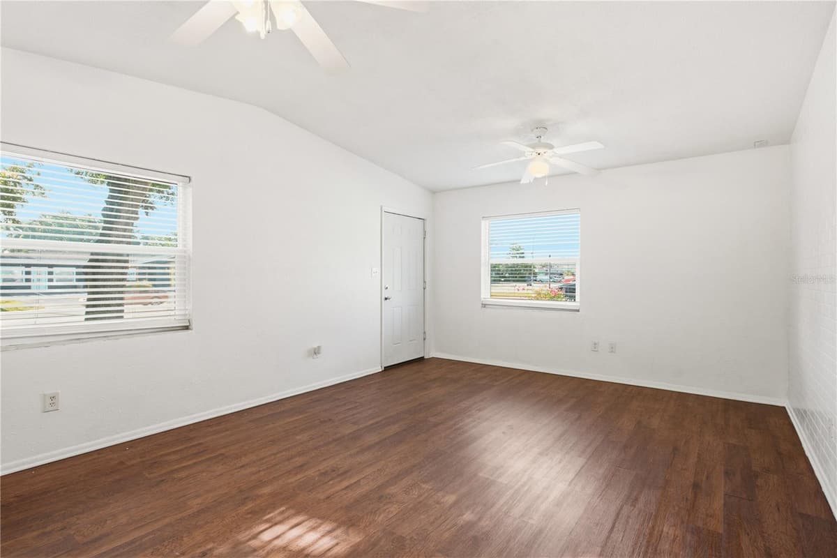 536 PATRICIA AVENUE — photo 29 of 50