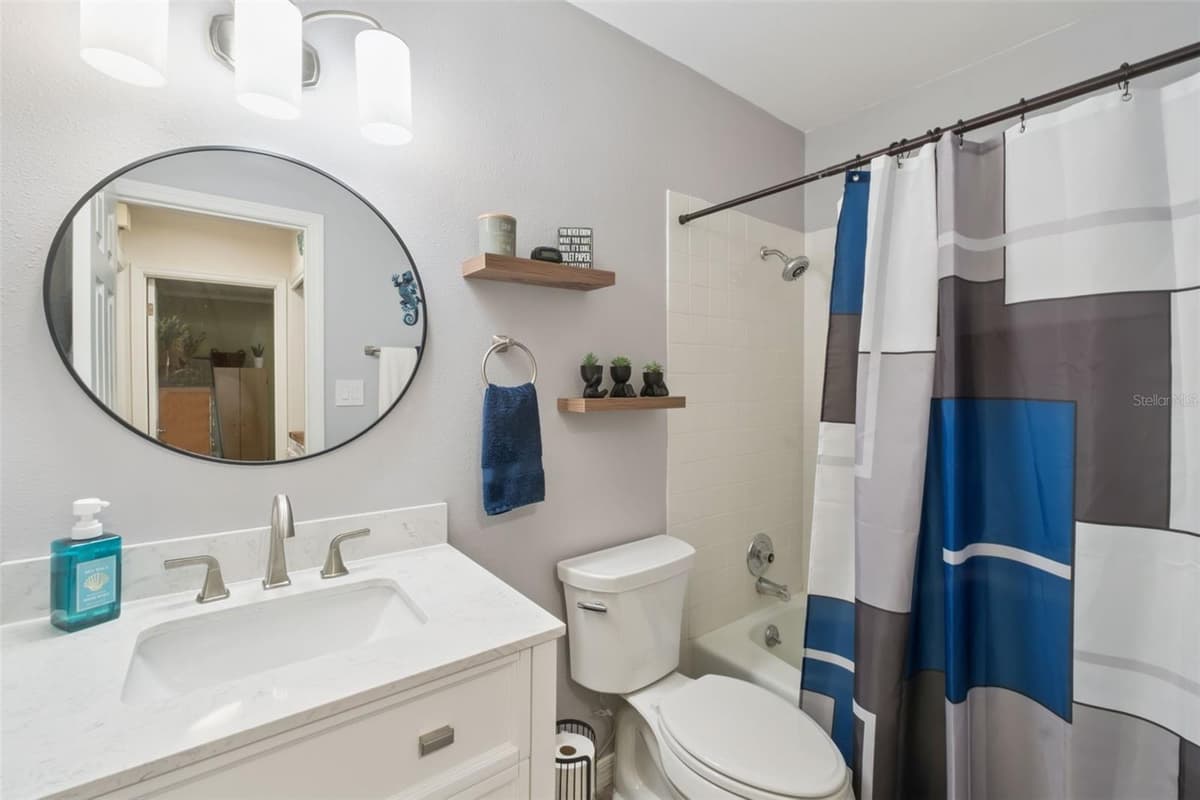 1112 VILLA LANE — photo 15 of 29