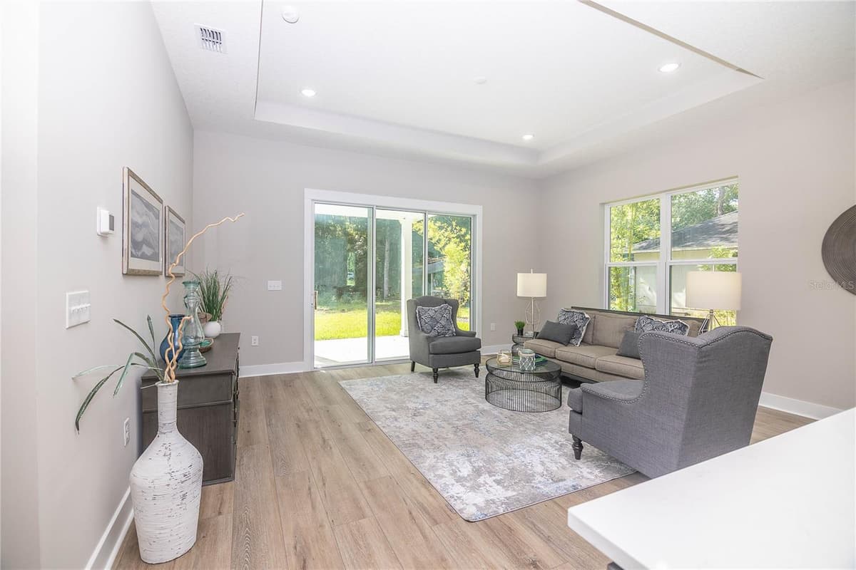 102 ORANGE TREE ROAD — photo 17 of 42