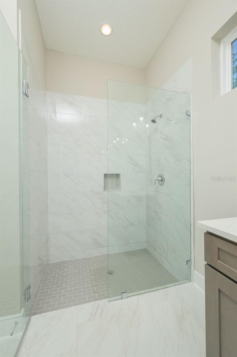 102 ORANGE TREE ROAD — photo 36 of 42