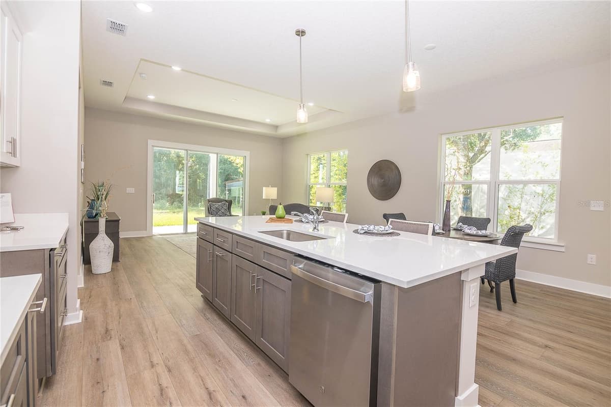 102 ORANGE TREE ROAD — photo 11 of 42