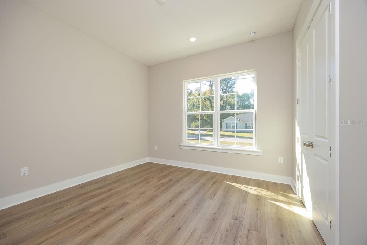 102 ORANGE TREE ROAD — photo 39 of 42