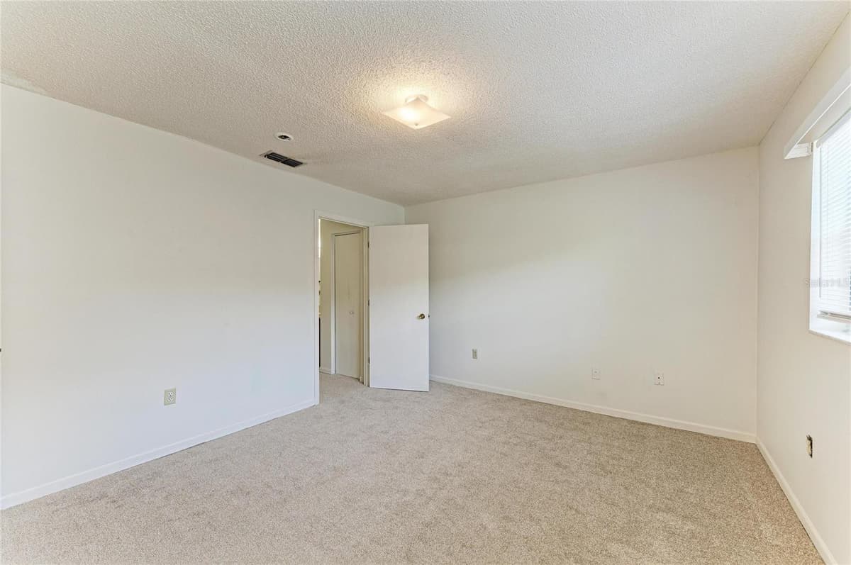 5503 FOUNTAIN LAKE CIRCLE — photo 23 of 25