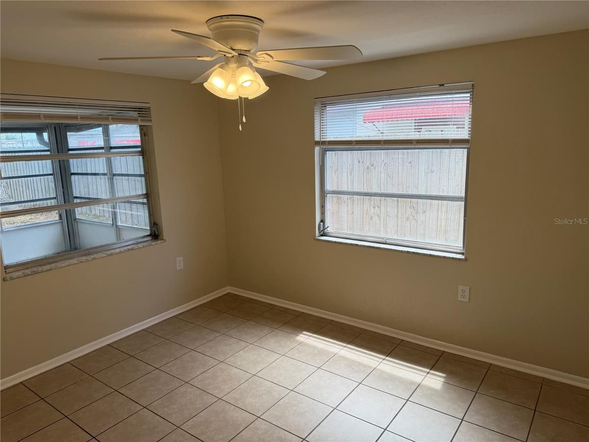 4606 EASTWOOD LANE — photo 16 of 40