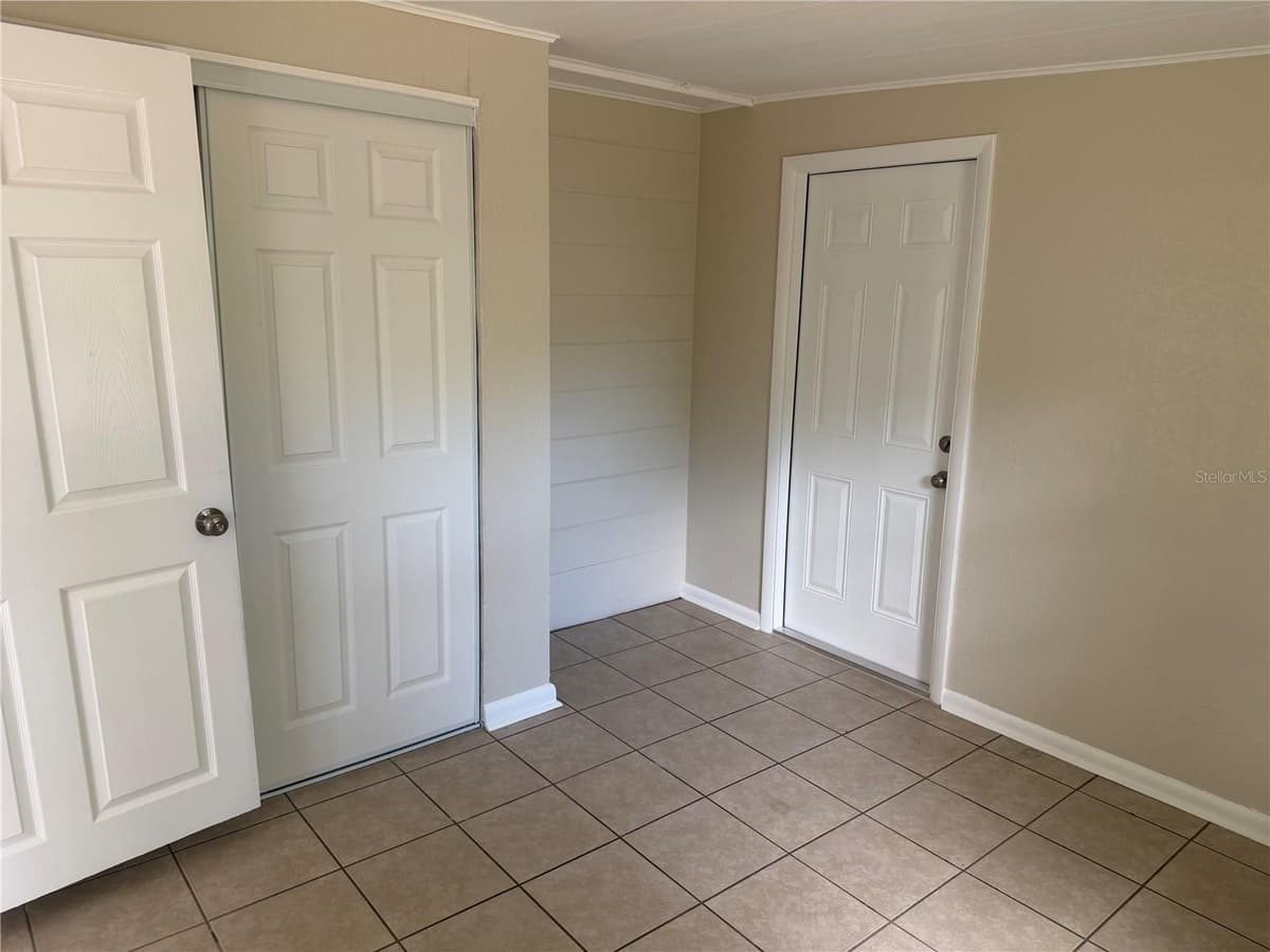 4606 EASTWOOD LANE — photo 28 of 40
