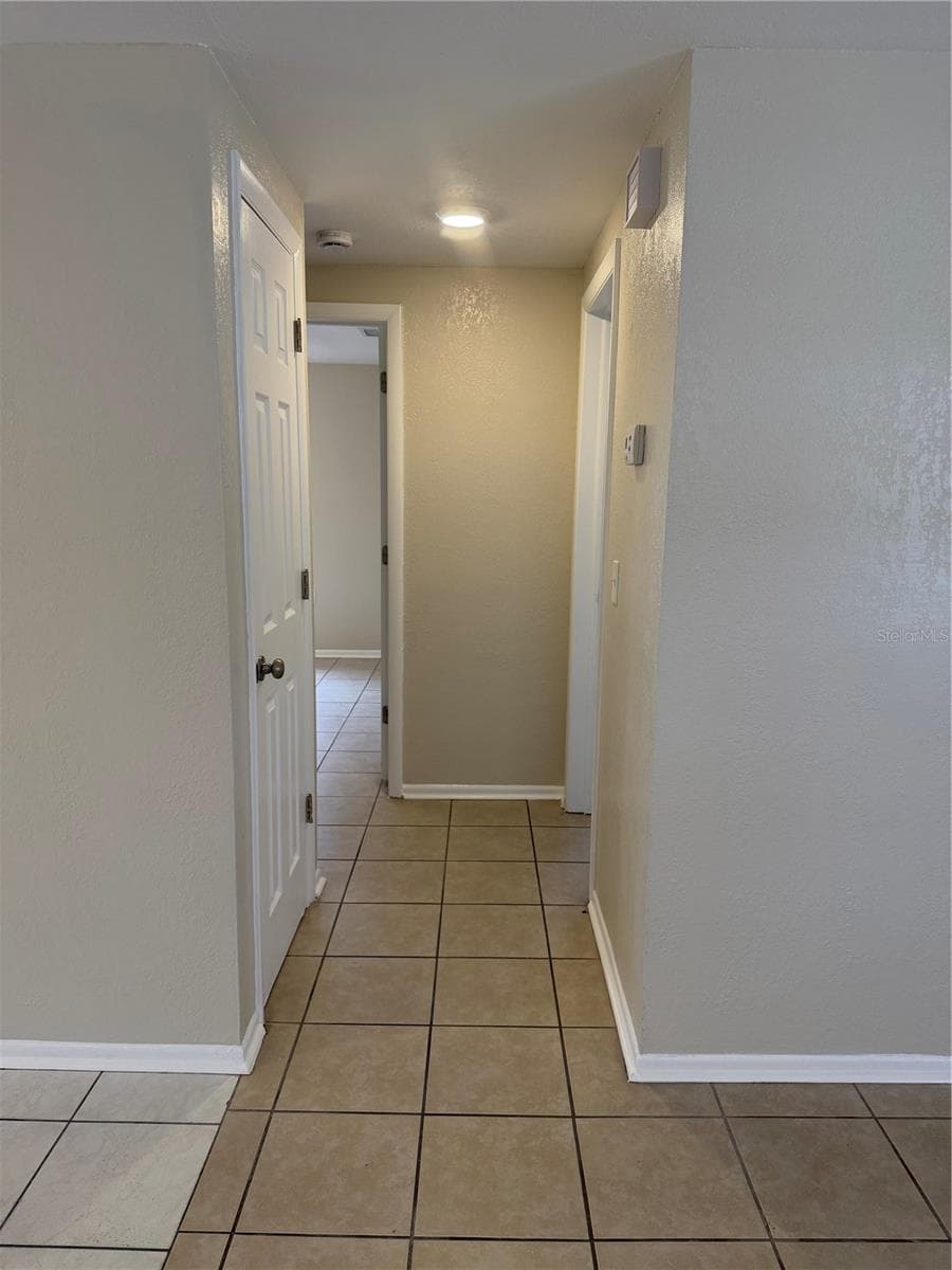 4606 EASTWOOD LANE — photo 13 of 40