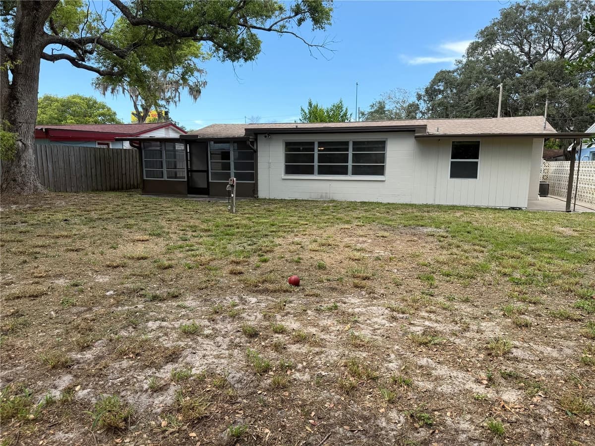 4606 EASTWOOD LANE — photo 31 of 40