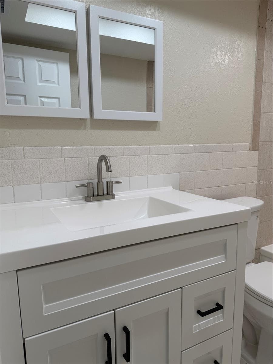 4606 EASTWOOD LANE — photo 19 of 40
