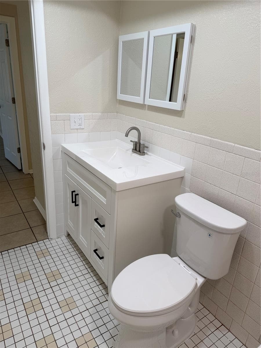 4606 EASTWOOD LANE — photo 22 of 40