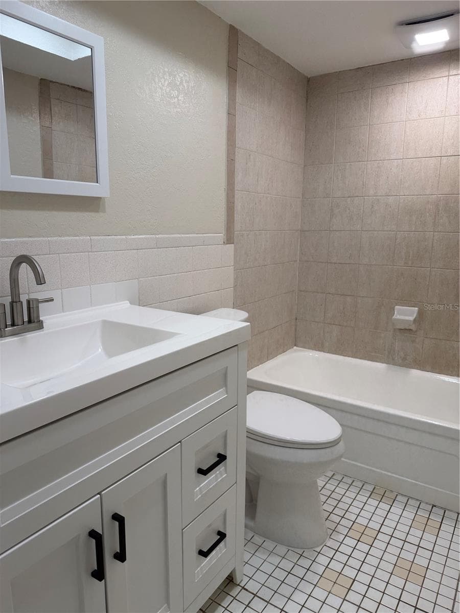 4606 EASTWOOD LANE — photo 20 of 40