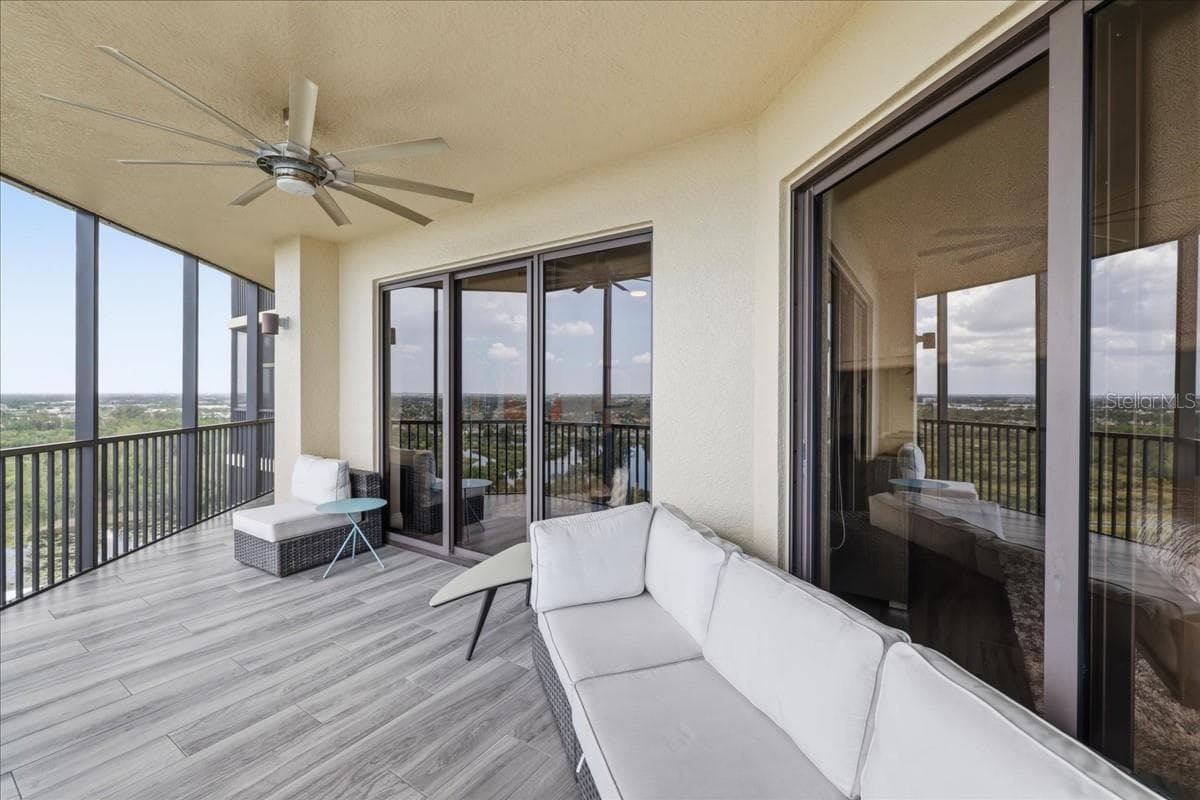 14300 RIVA DEL LAGO DRIVE — photo 33 of 49