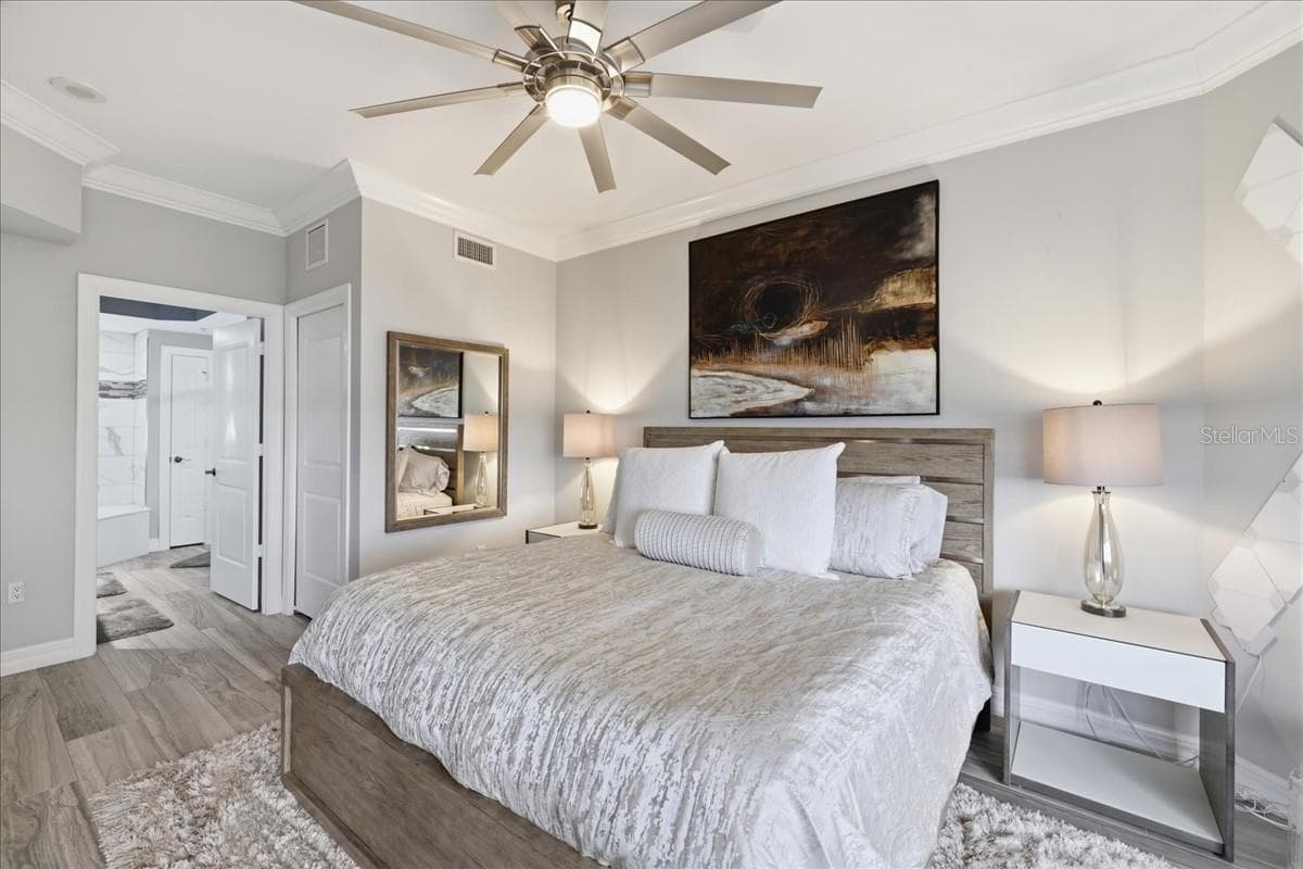 14300 RIVA DEL LAGO DRIVE — photo 17 of 49