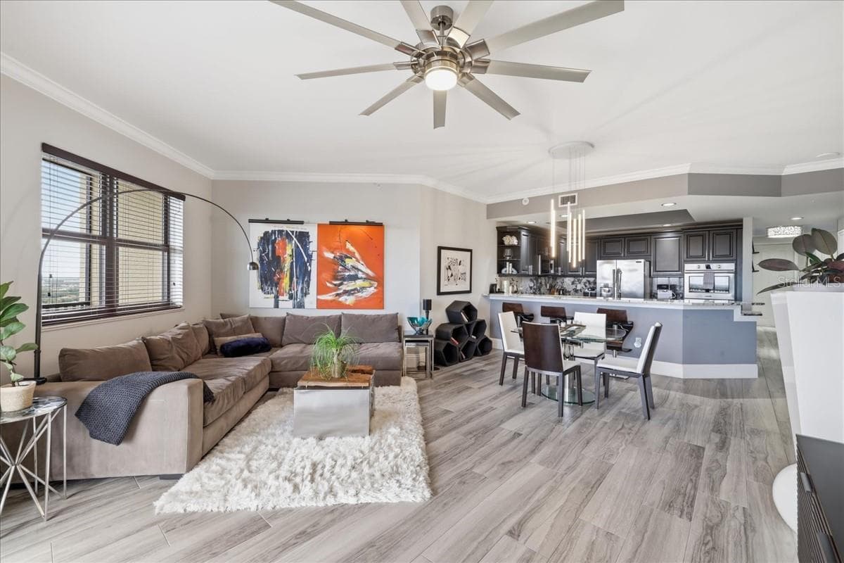 14300 RIVA DEL LAGO DRIVE — photo 14 of 49