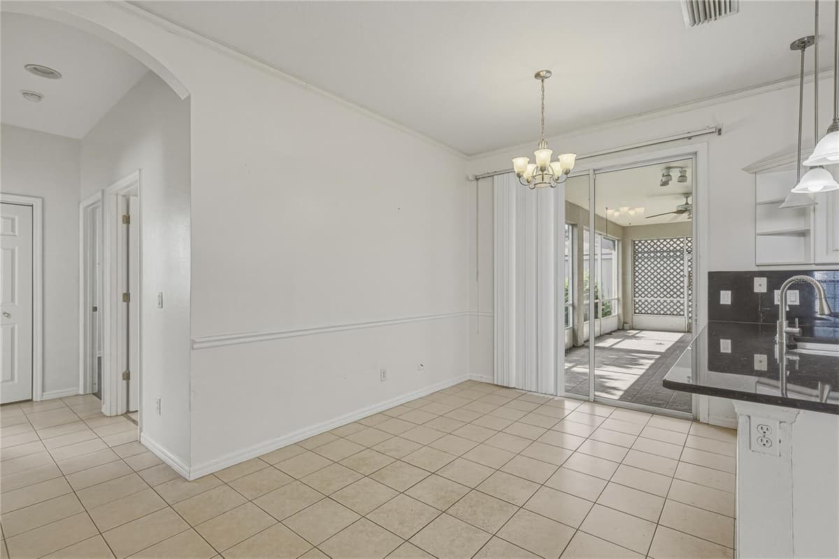 6305 ROCK CREEK CIRCLE — photo 11 of 43