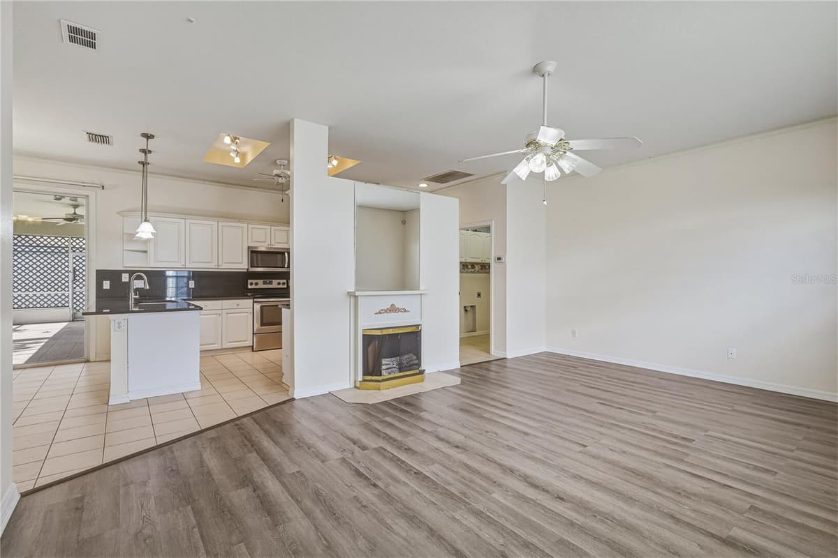 6305 ROCK CREEK CIRCLE — photo 10 of 43