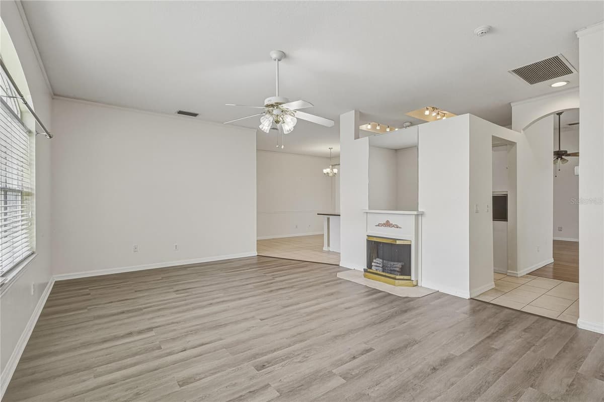 6305 ROCK CREEK CIRCLE — photo 7 of 43