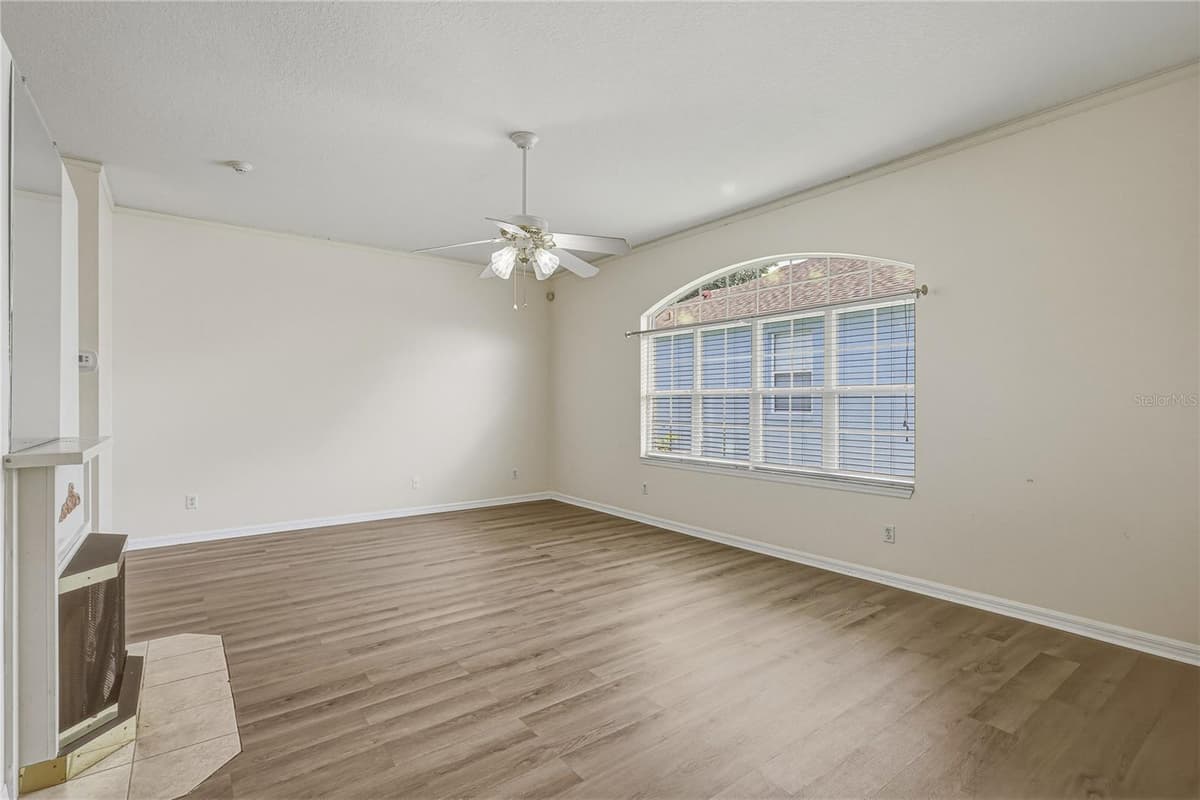6305 ROCK CREEK CIRCLE — photo 9 of 43