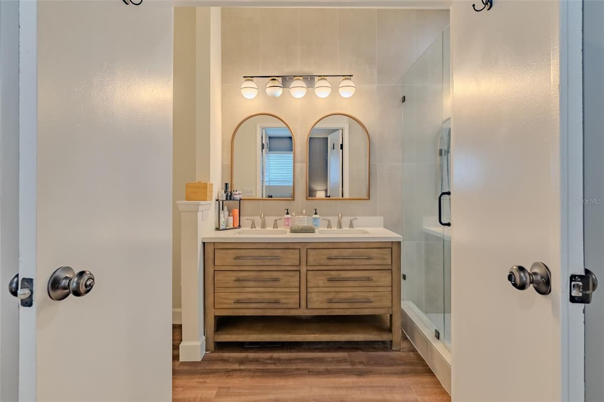 304 SCARLET OAK COURT — photo 26 of 42