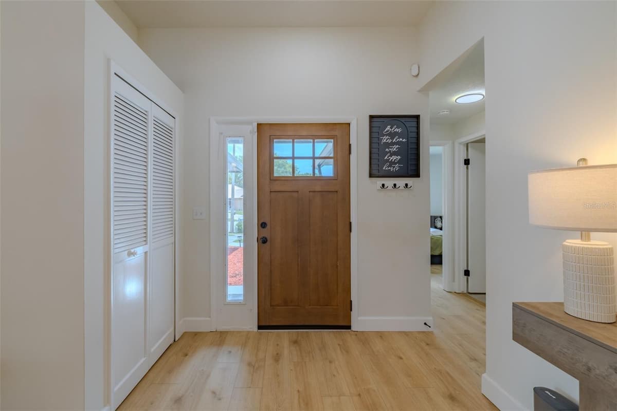 304 SCARLET OAK COURT — photo 16 of 42