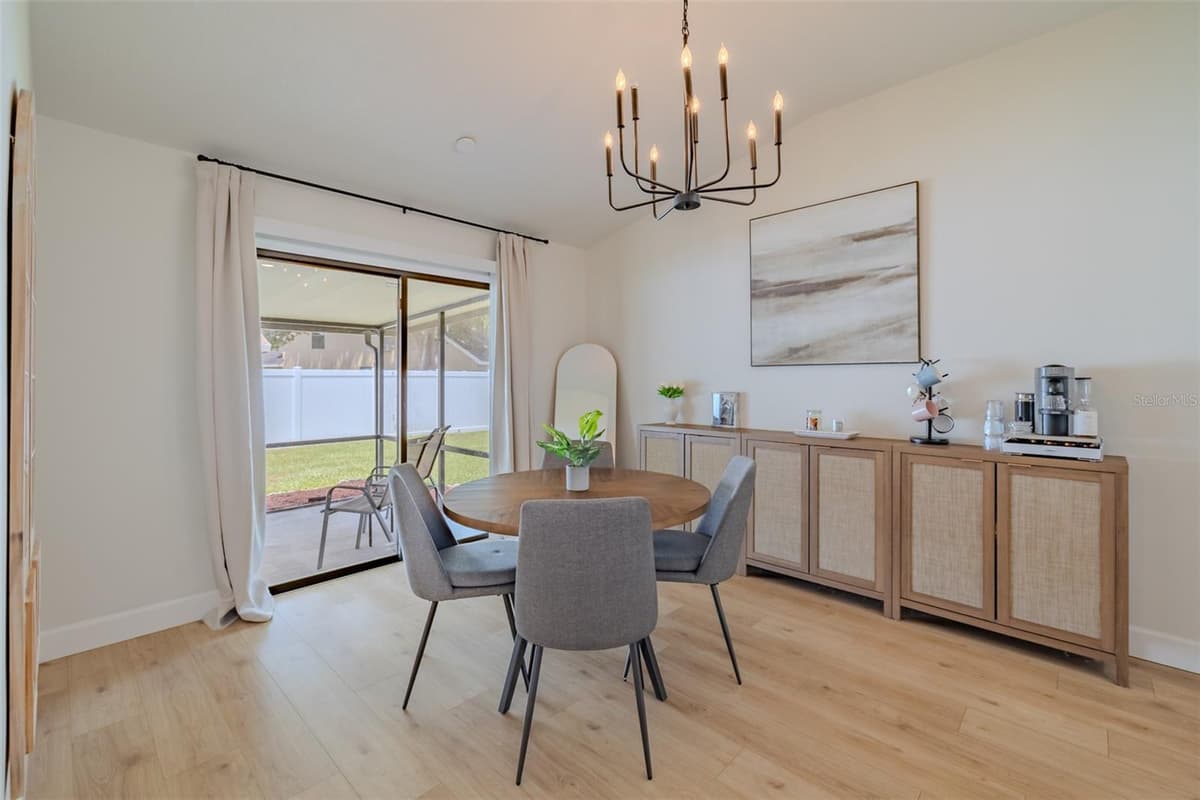 304 SCARLET OAK COURT — photo 11 of 42