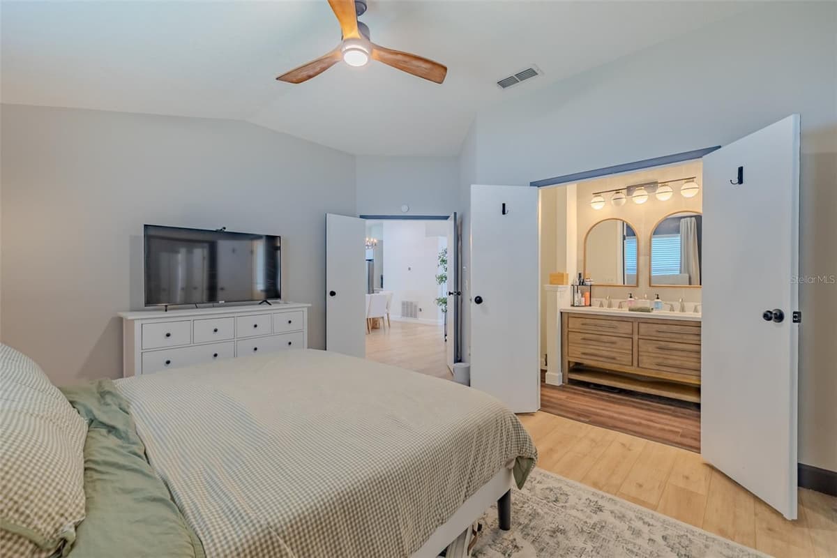 304 SCARLET OAK COURT — photo 25 of 42