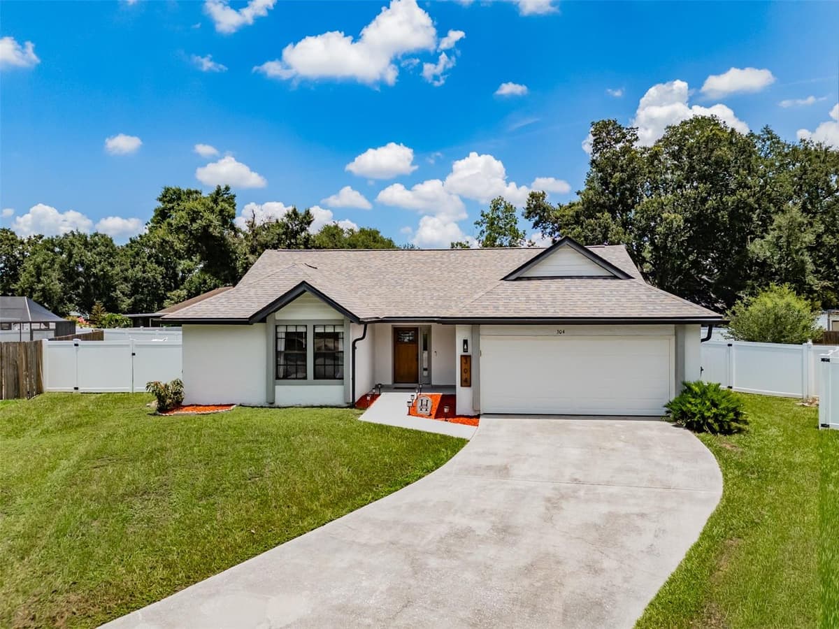 304 SCARLET OAK COURT — photo 1 of 42