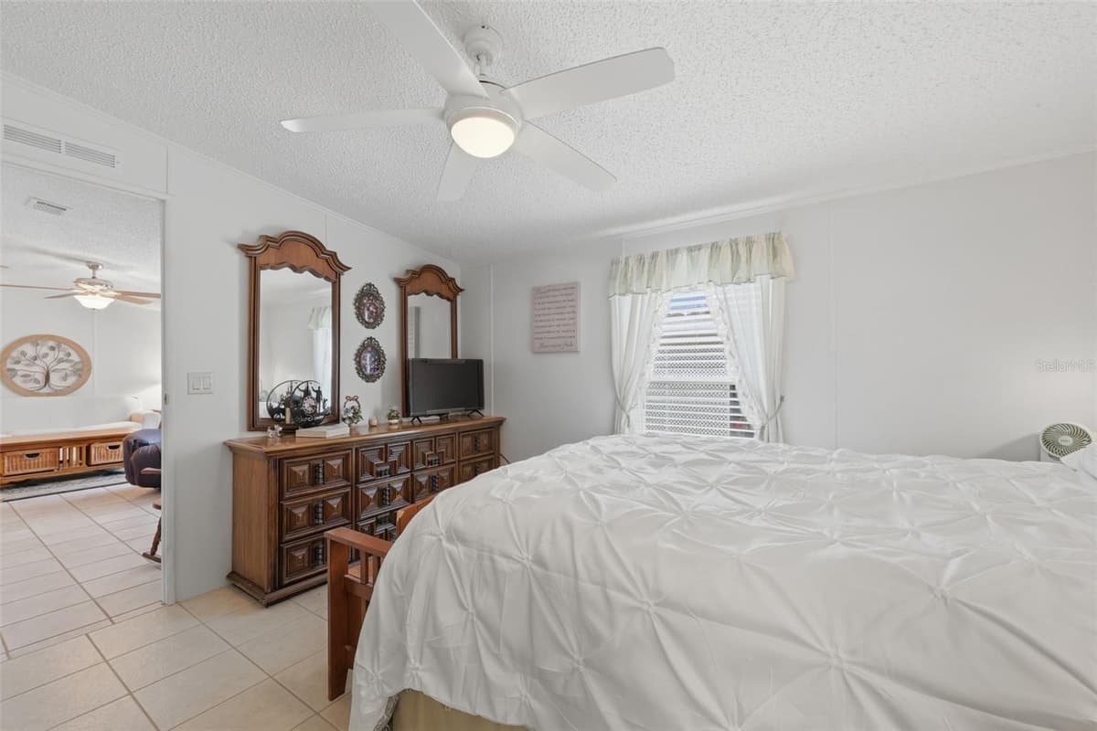 530 TIVOLI PARK DRIVE — photo 18 of 32