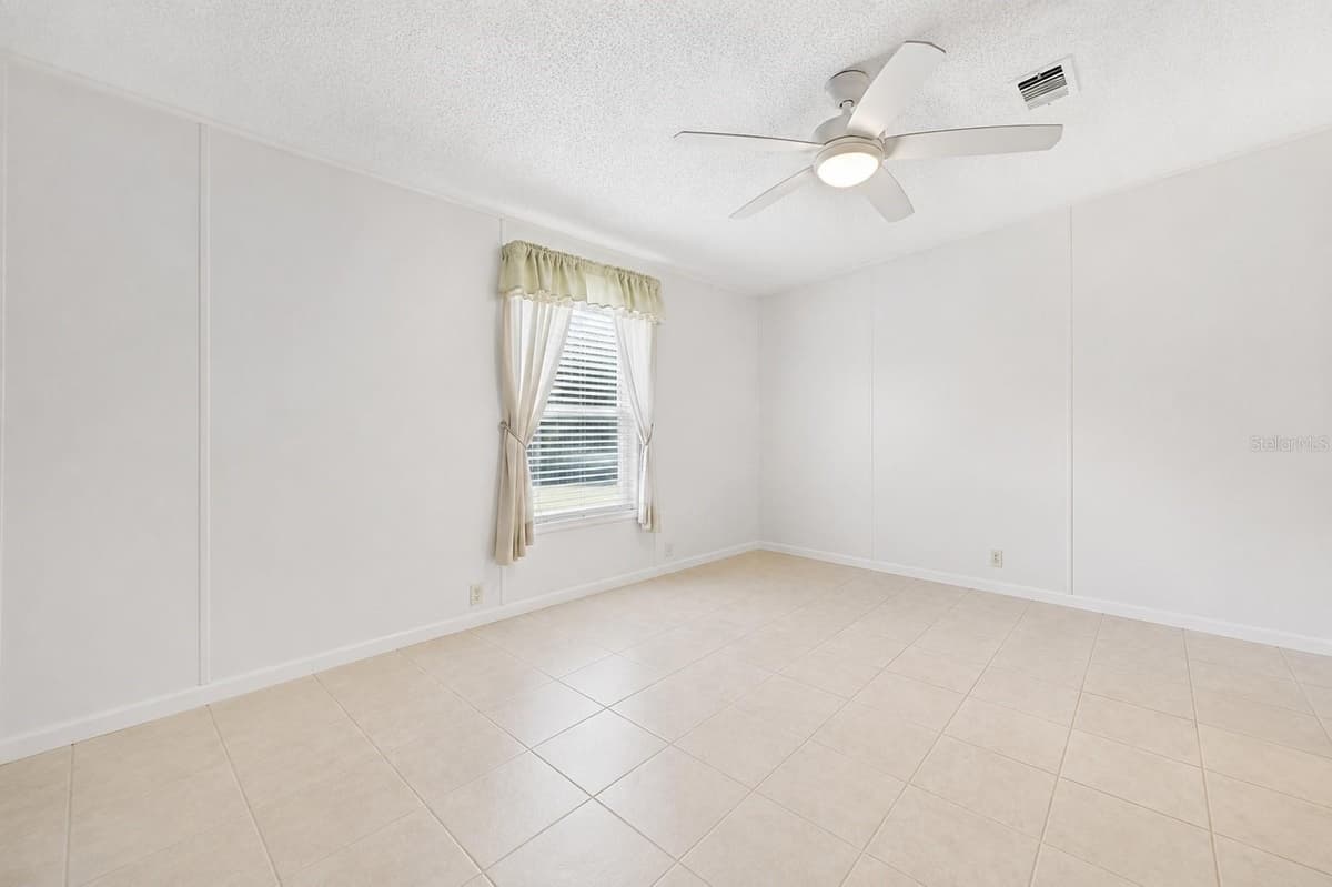 530 TIVOLI PARK DRIVE — photo 21 of 32