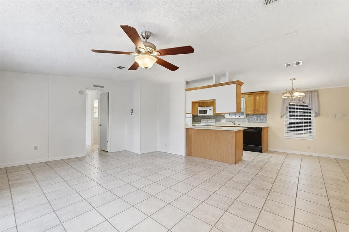 530 TIVOLI PARK DRIVE — photo 8 of 32
