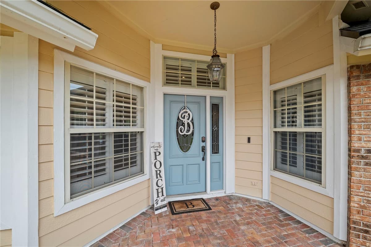 3729 CONSTANCIA DRIVE — photo 13 of 77