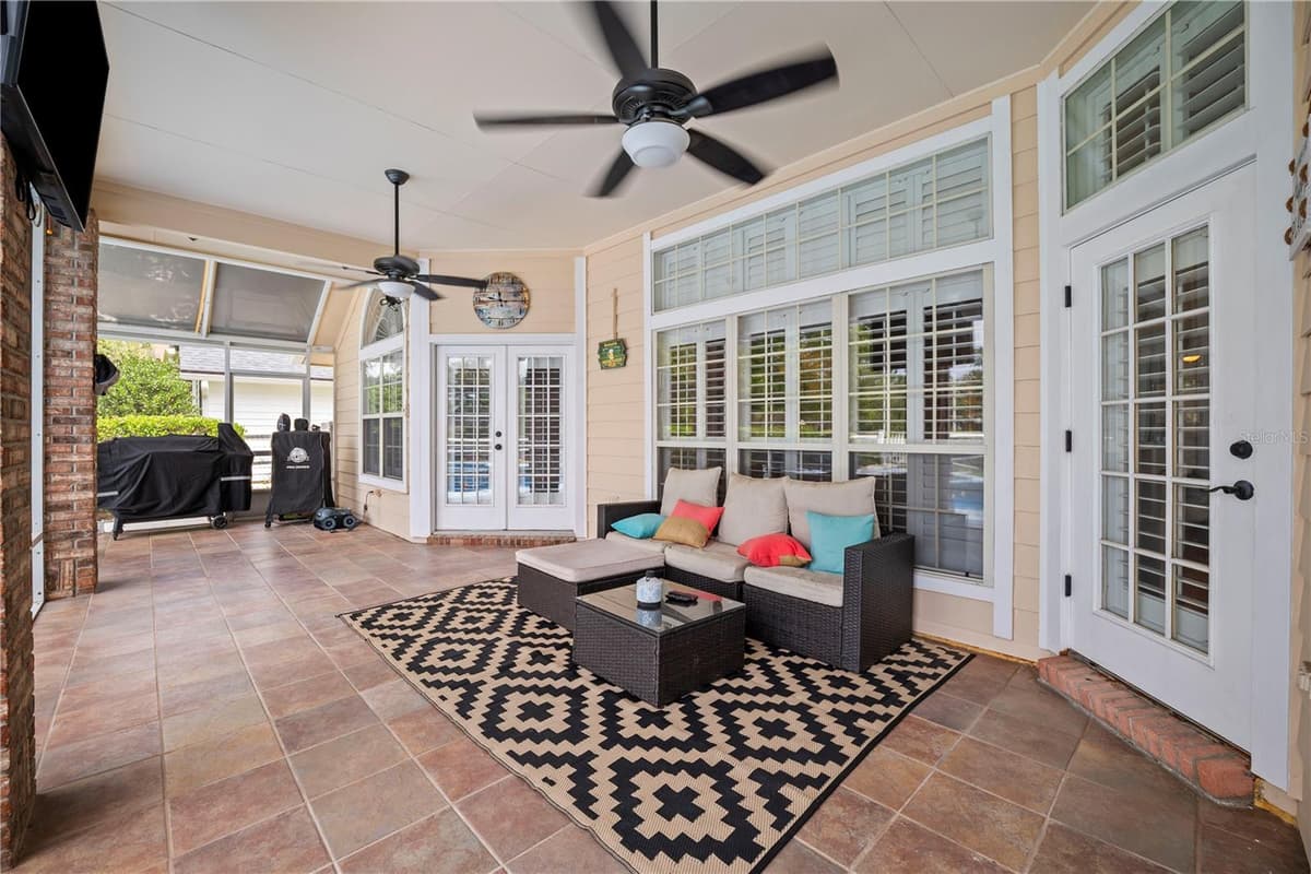 3729 CONSTANCIA DRIVE — photo 41 of 77